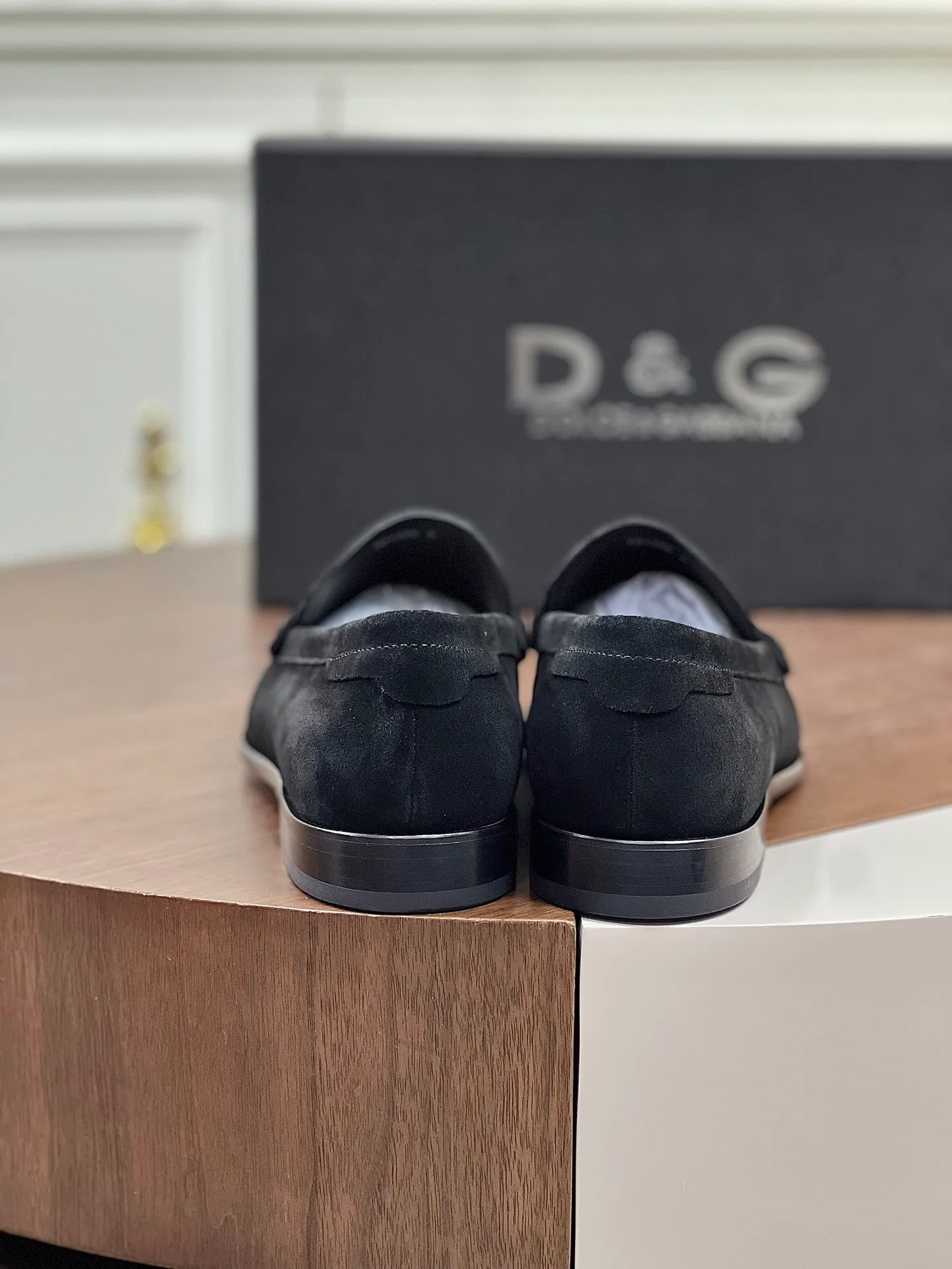 Factory price: 960💰••New product••Dolce&Gabb*_Dg high-end men's formal shoes and casual leather shoes. First-layer cowhide upper imported from Italy. You can see the leather texture at a glance. Breathable calfskin lining. High-end and luxurious leather outsole. Unique style. Finely crafted details! Size: 39-44 (38.45.46 customized)